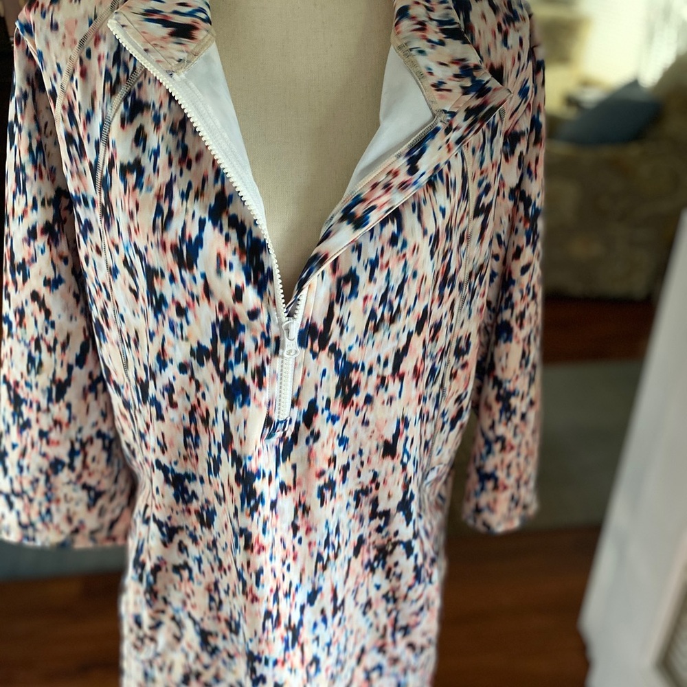 Kinesis Multicolor Zip-Up active wear jacket.